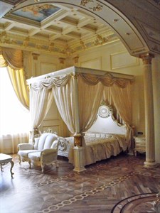 Luxury becomes magnificence in Villa Tambov